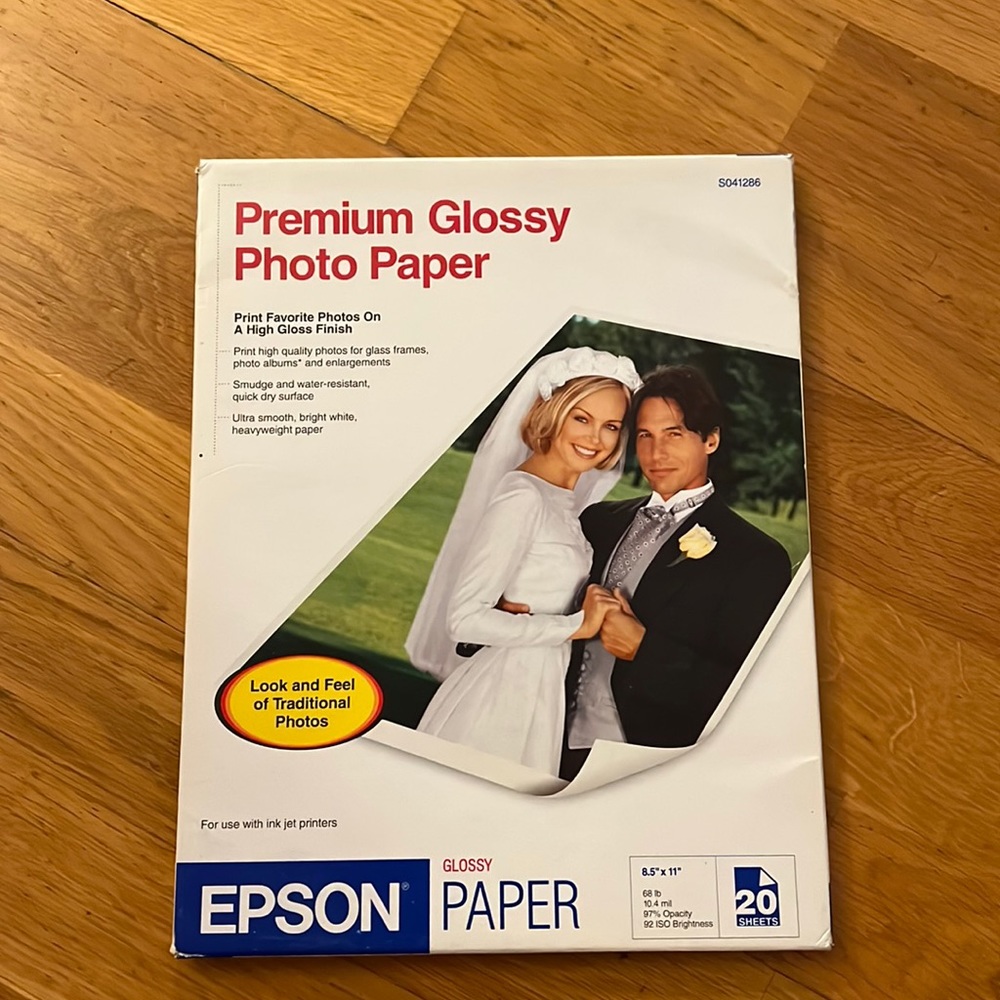Epson photo paper 20 sheets NIB